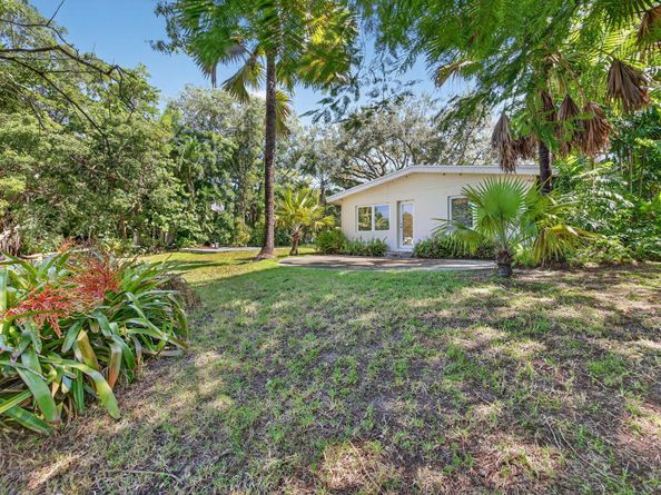 11620 SW 69th Court, Pinecrest FL 33156