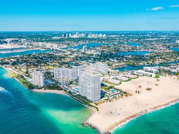 2000 S Ocean Dr