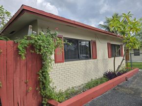 1142 NW 6th Ave, Fort Lauderdale FL 33311