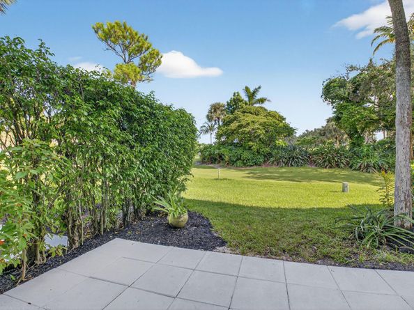 3802 Bridgewood Dr 3802, Boca Raton FL 33434
