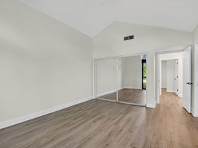 3802 Bridgewood Dr 3802, Boca Raton FL 33434