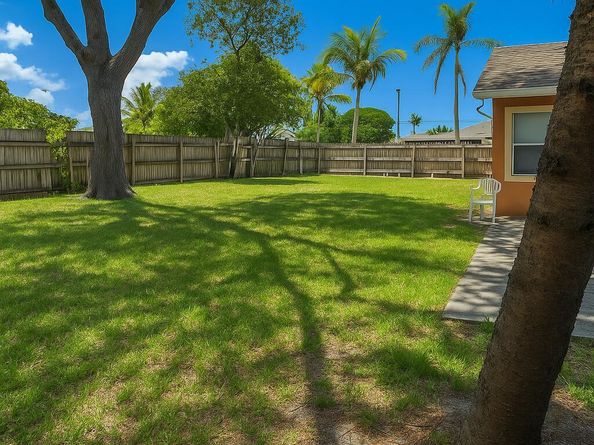 410 Minnesota Street, Lantana FL 33462