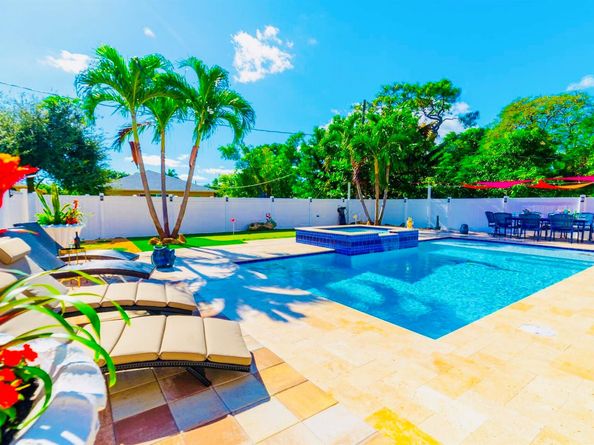 420 SW 1st Avenue, Boynton Beach FL 33435