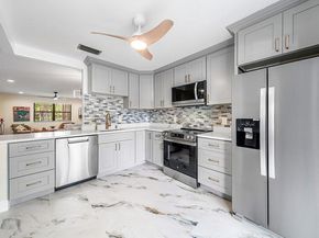 33 Copper Pod Court 33, Royal Palm Beach FL 33411
