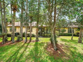 33 Copper Pod Court 33, Royal Palm Beach FL 33411