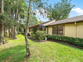 33 Copper Pod Court 33, Royal Palm Beach FL 33411