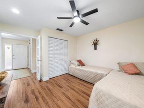 33 Copper Pod Court 33, Royal Palm Beach FL 33411