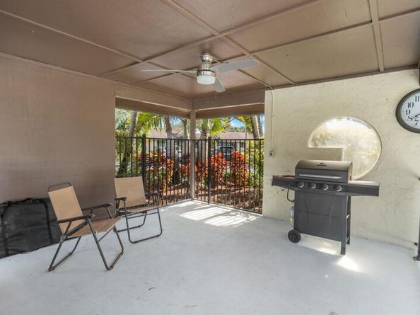 33 Copper Pod Court 33, Royal Palm Beach FL 33411