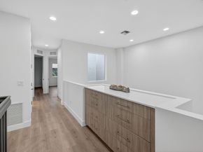 737 SE 1st Ct 737, Pompano Beach FL 33060