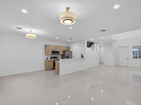 737 SE 1st Ct 737, Pompano Beach FL 33060