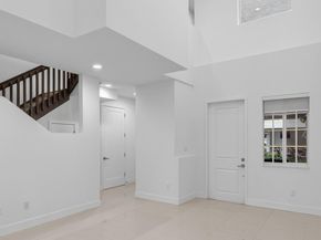 737 SE 1st Ct 737, Pompano Beach FL 33060