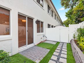 737 SE 1st Ct 737, Pompano Beach FL 33060