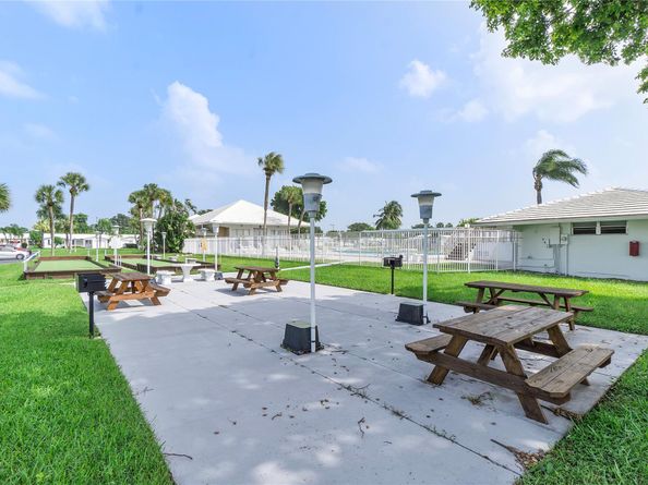2501 W Golf Blvd 229, Pompano Beach FL 33064