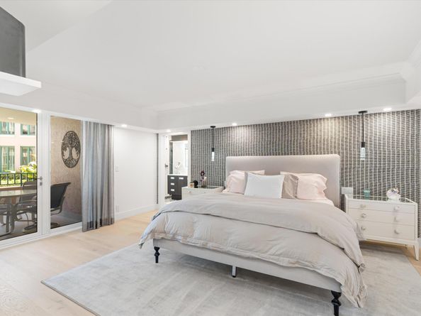 120 SE 5th Avenue 221, Boca Raton FL 33432