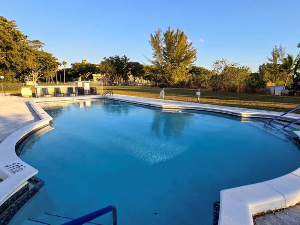 4871 NW 13th Avenue, Deerfield Beach FL 33064