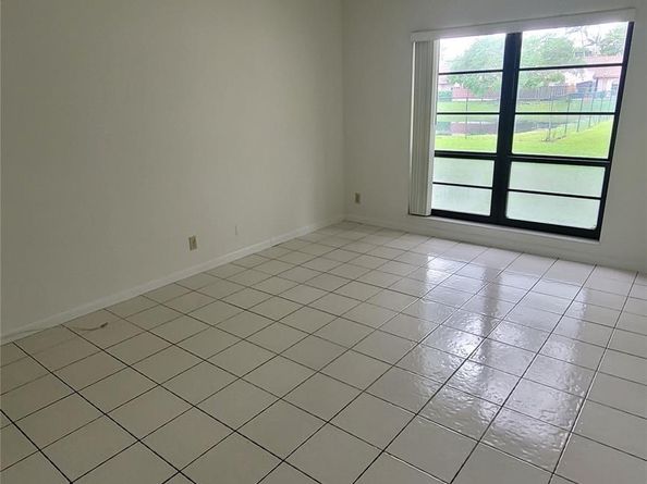 3131 NW 85th Ave, Sunrise FL 33351