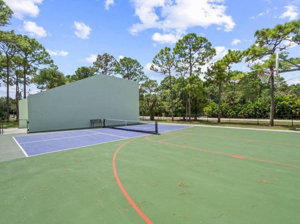 16185 72nd Drive N, Palm Beach Gardens FL 33418