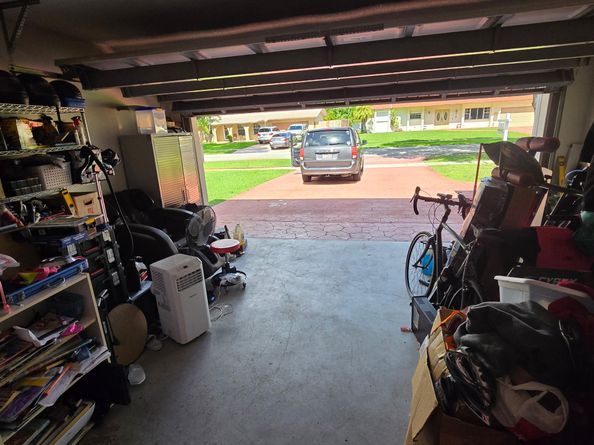 7480 NW 13th Ct, Plantation FL 33313