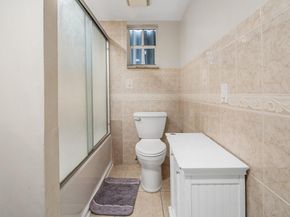 7480 NW 13th Ct, Plantation FL 33313
