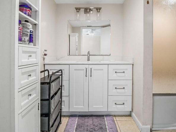 7480 NW 13th Ct, Plantation FL 33313