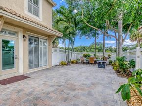 8042 Murano Circle, Palm Beach Gardens FL 33418