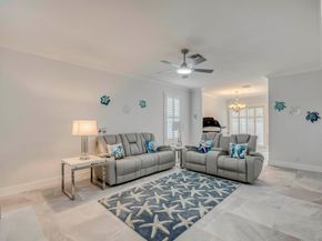 8042 Murano Circle, Palm Beach Gardens FL 33418