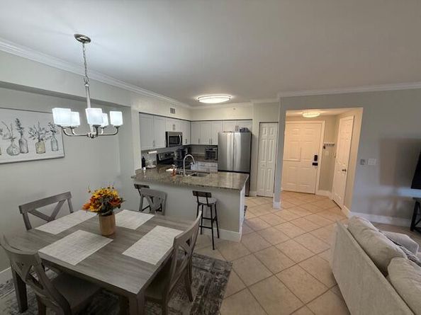 6400 Emerald Dunes Drive 301, West Palm Beach FL 33411