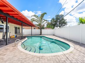 5811 SW 53rd Terrace, Davie FL 33314