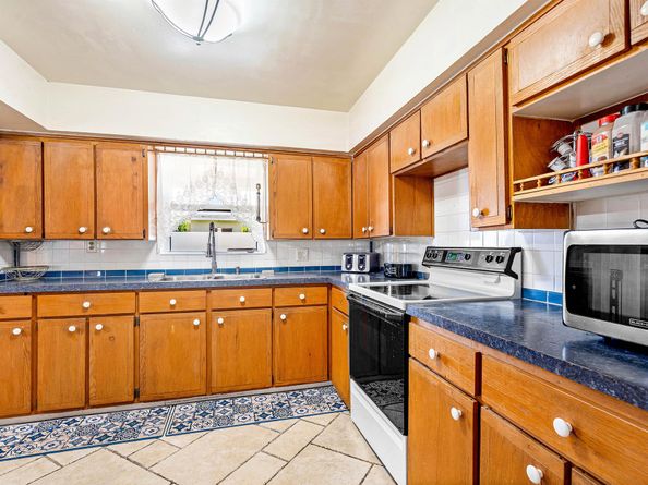 5811 SW 53rd Terrace, Davie FL 33314