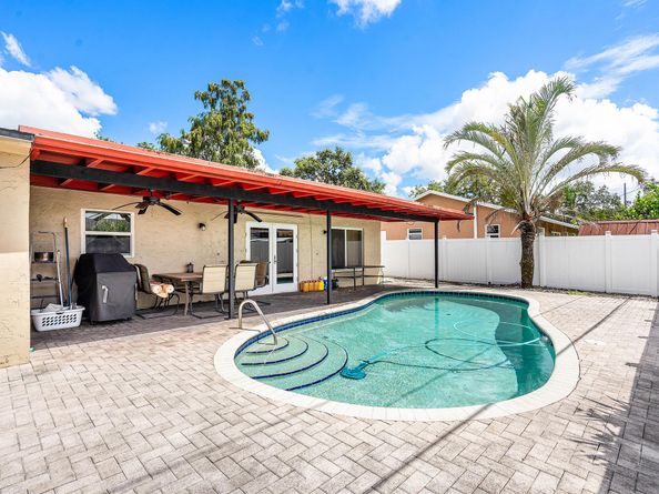 5811 SW 53rd Terrace, Davie FL 33314