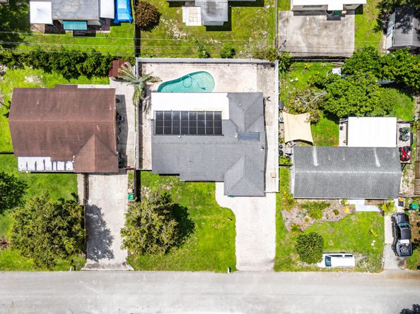 5811 SW 53rd Terrace, Davie FL 33314
