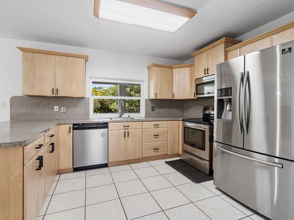 17400 SW 92nd Court, Palmetto Bay FL 33157