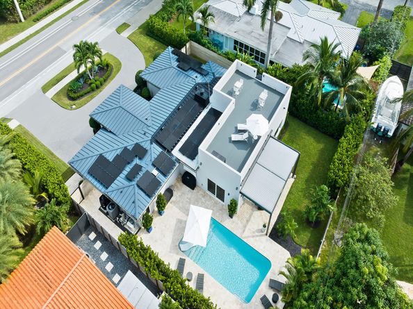 1711 Bayview Dr, Fort Lauderdale FL 33305