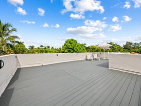 1711 Bayview Dr, Fort Lauderdale FL 33305