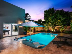 1711 Bayview Dr, Fort Lauderdale FL 33305