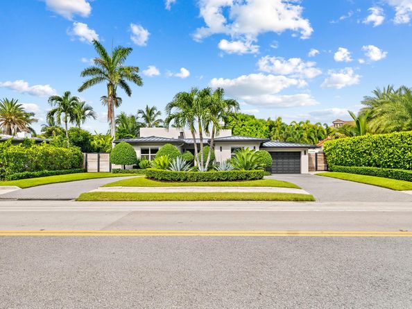 1711 Bayview Dr, Fort Lauderdale FL 33305