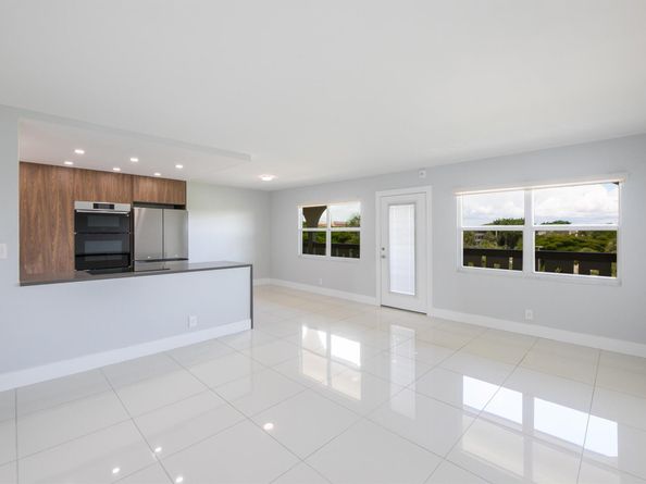 1902 Bermuda Circle J4, Coconut Creek FL 33066