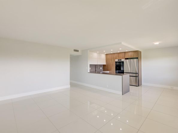 1902 Bermuda Circle J4, Coconut Creek FL 33066