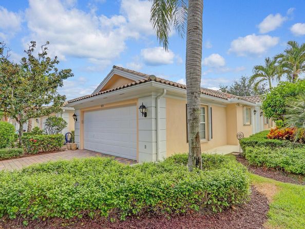 631 Hudson Bay Drive, Palm Beach Gardens FL 33410