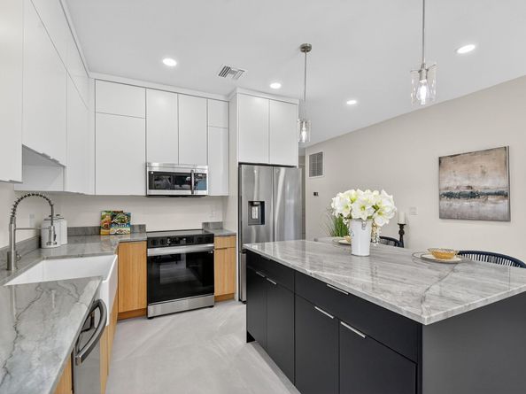 611 N Loxahatchee Drive, Jupiter FL 33458