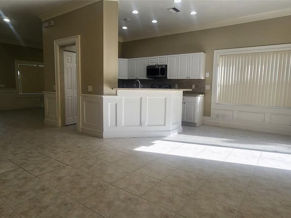 757 Tanglewood Cir, Weston FL 33327