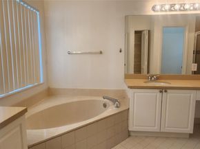 757 Tanglewood Cir, Weston FL 33327