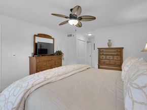 21215 Lago Circle C, Boca Raton FL 33433