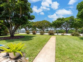 1802 Lake Osborne Drive, Lake Worth Beach FL 33461