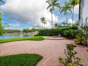 10965 NW 59th St, Doral FL 33178