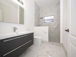 10965 NW 59th St, Doral FL 33178