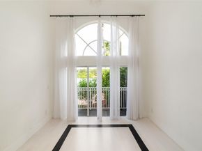 10965 NW 59th St, Doral FL 33178