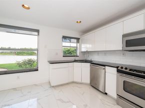 10965 NW 59th St, Doral FL 33178