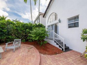 10965 NW 59th St, Doral FL 33178