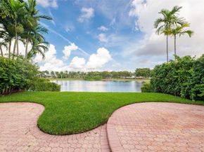 10965 NW 59th St, Doral FL 33178